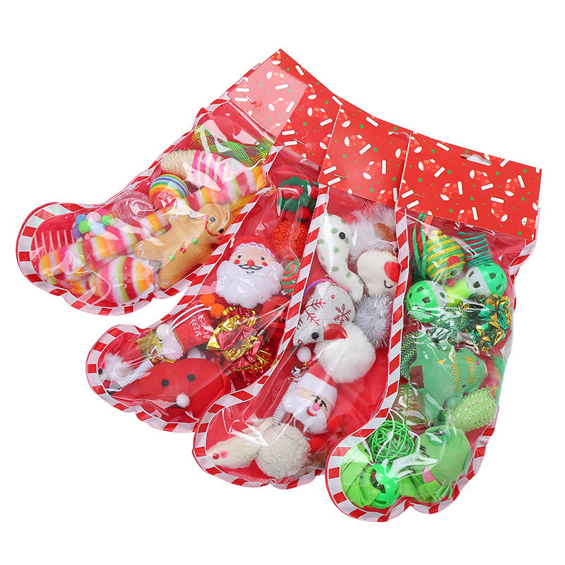 Warm Winter Cat Christmas Gift Set