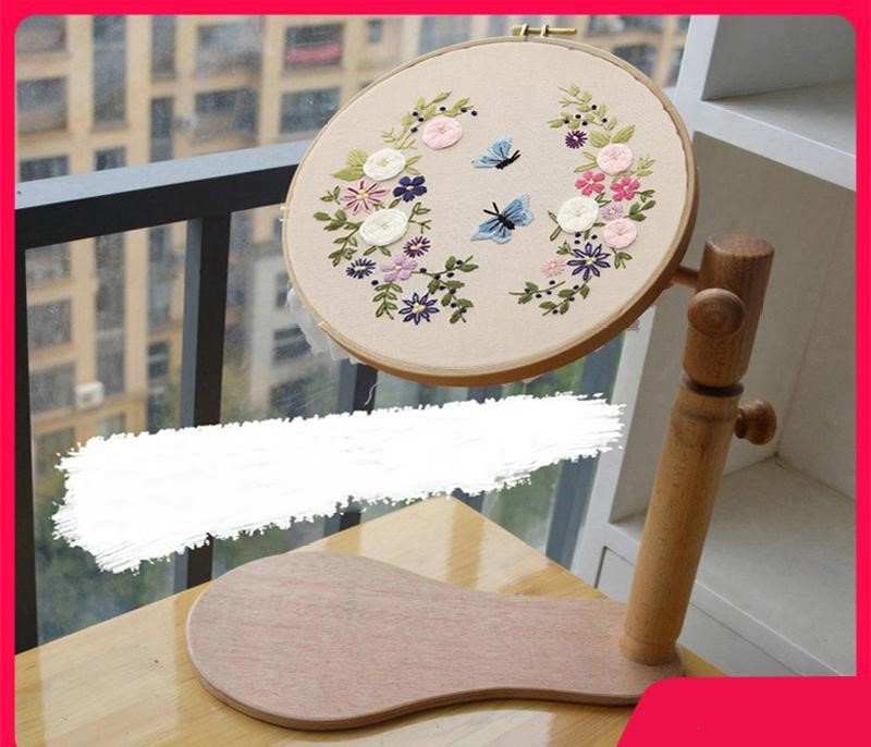 Embroidery frame for household fixed cross stitch