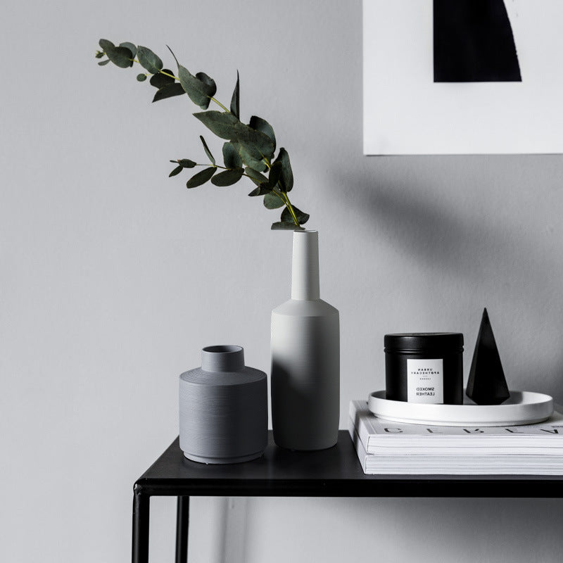 Ceramic Ornaments Black And White Flower Arrangement Zen Vase Decoration