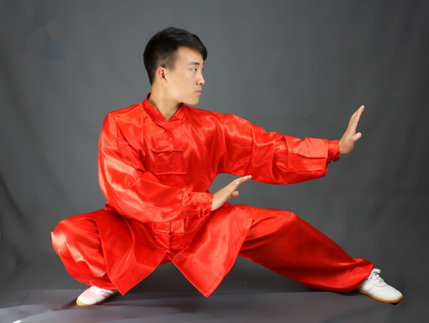 Simple And Casual Men's Tai Chi Training Suit